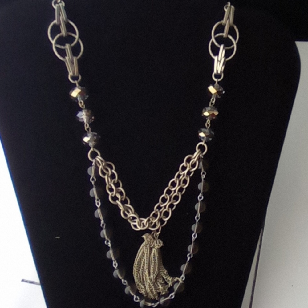 Cute Fashion Necklace. Brass Necklace NWT